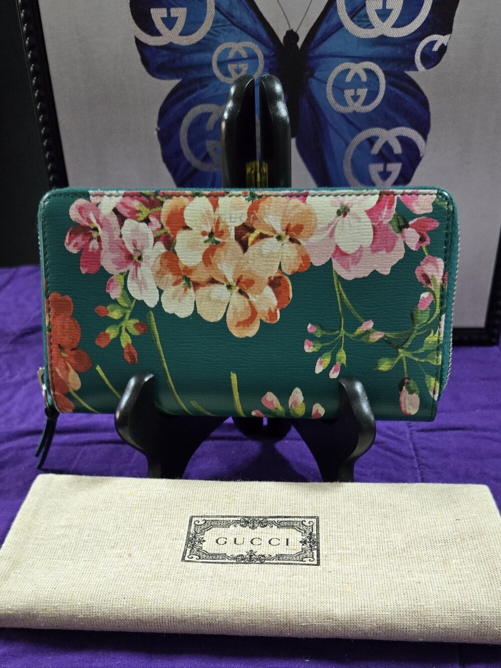 Gucci Blooms Zip-Around Wallet in Green with Pink and Peach Blooms